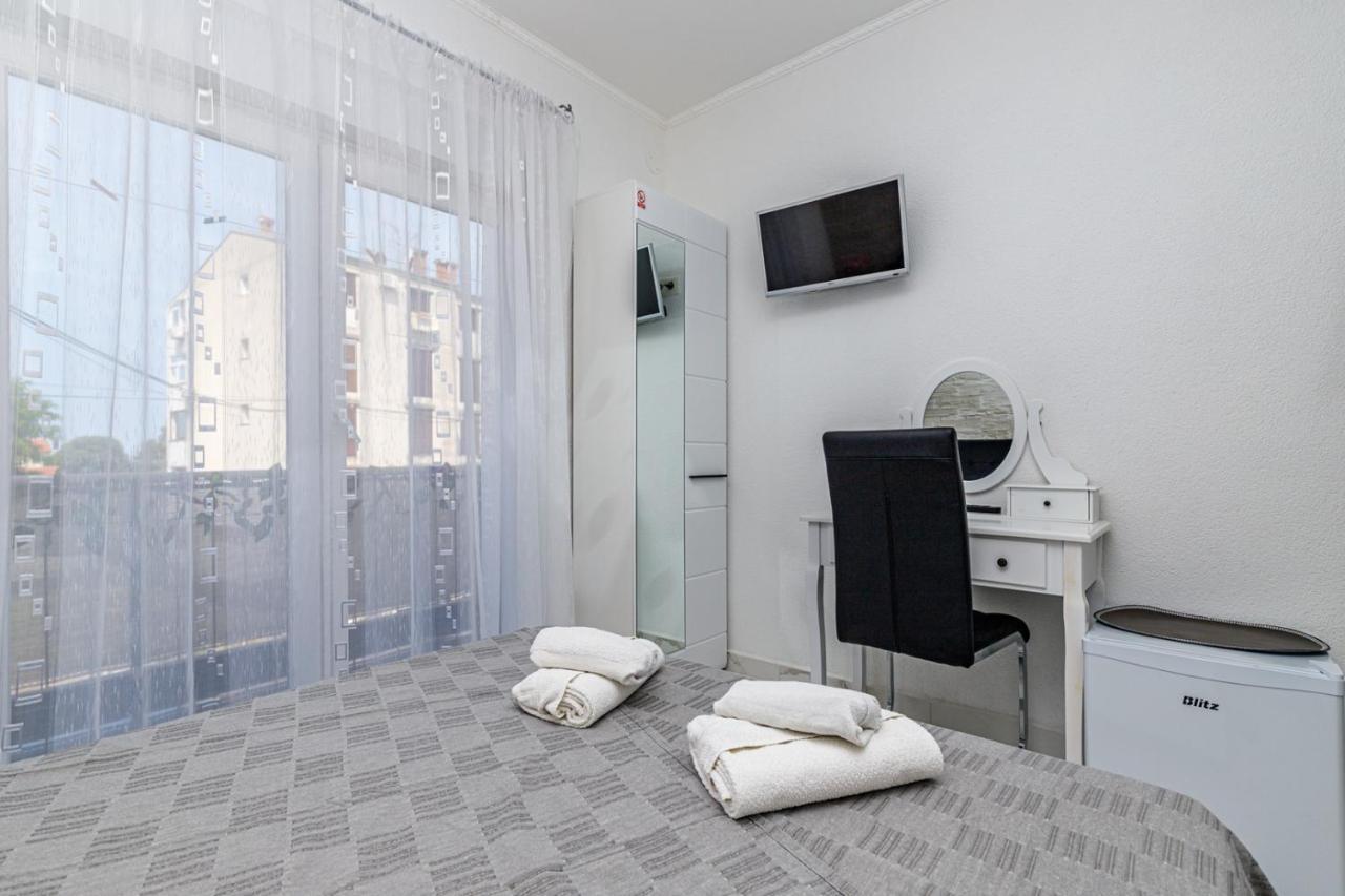 Genoa Rooms بوريتش المظهر الخارجي الصورة