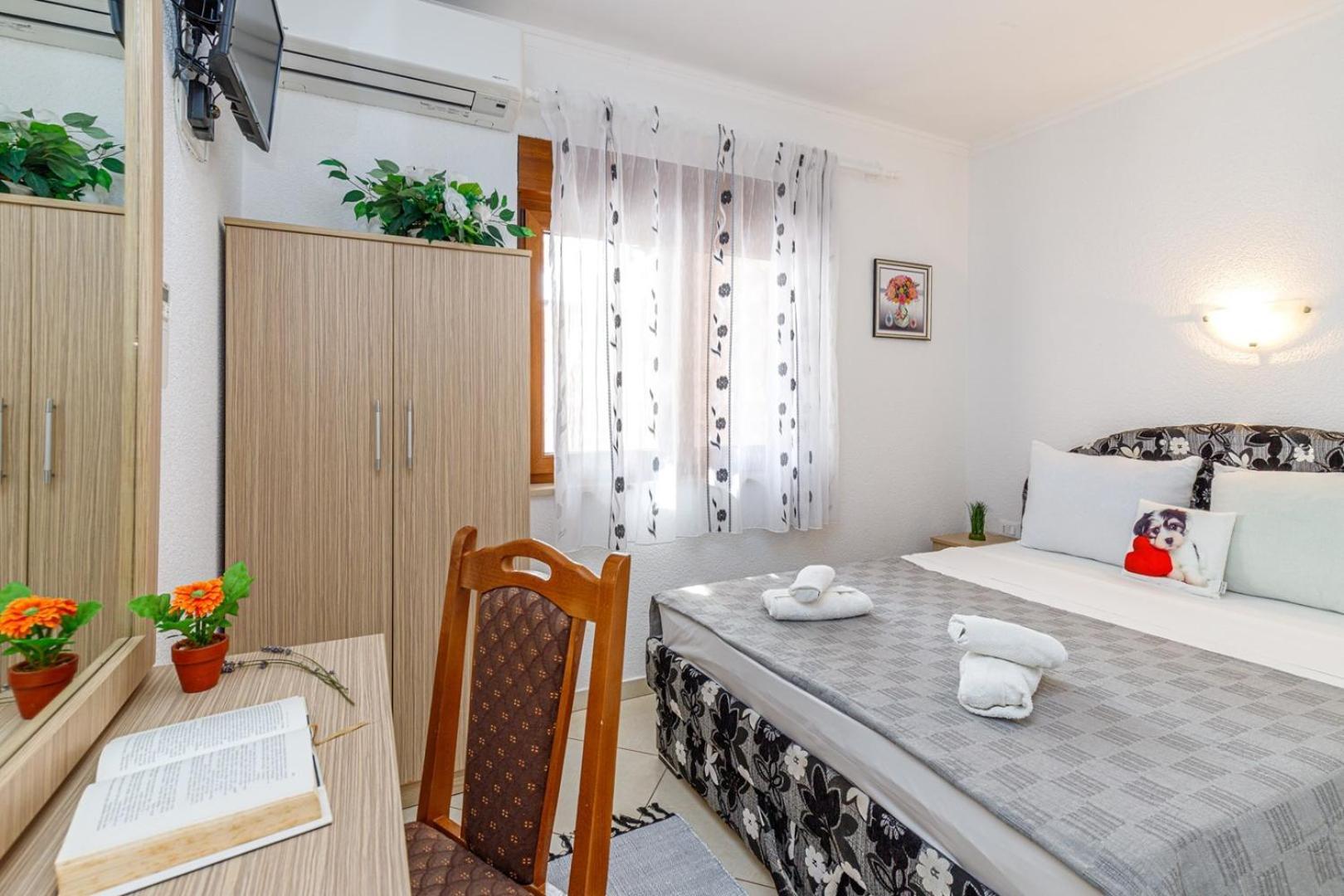 Genoa Rooms بوريتش الغرفة الصورة