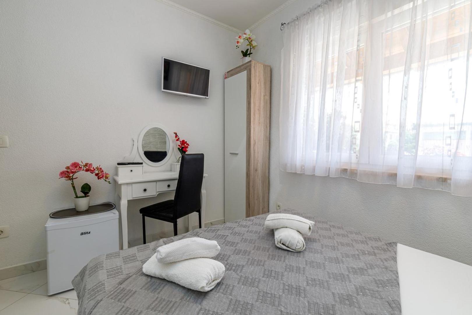 Genoa Rooms بوريتش الغرفة الصورة